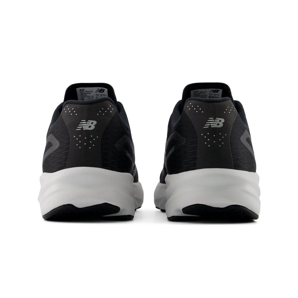 Női futócipő New Balance Flite-R WFLTR9DM – fekete