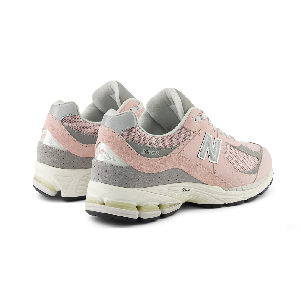 Unisex cipő New Balance M2002RFC – rózsaszín