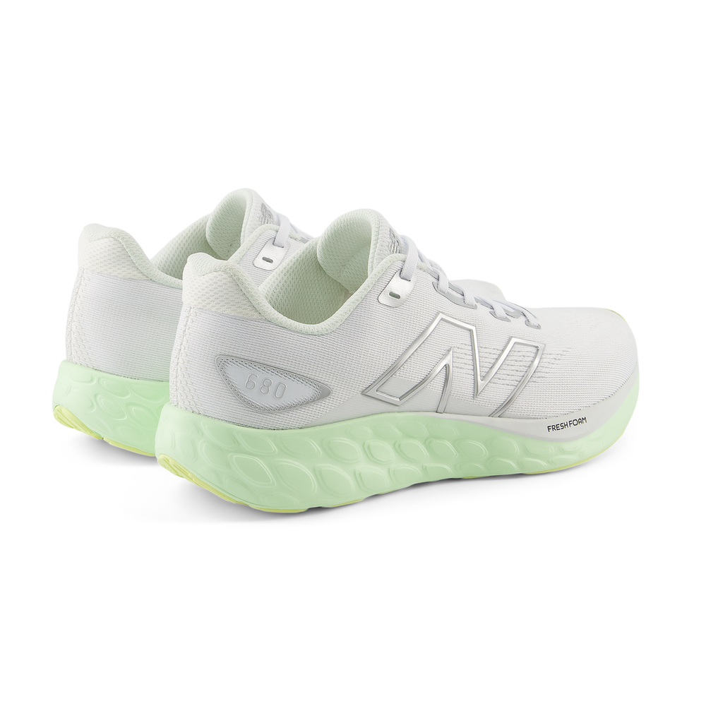 Női cipő New Balance Fresh Foam 680 v8 W680RM8 – fehér
