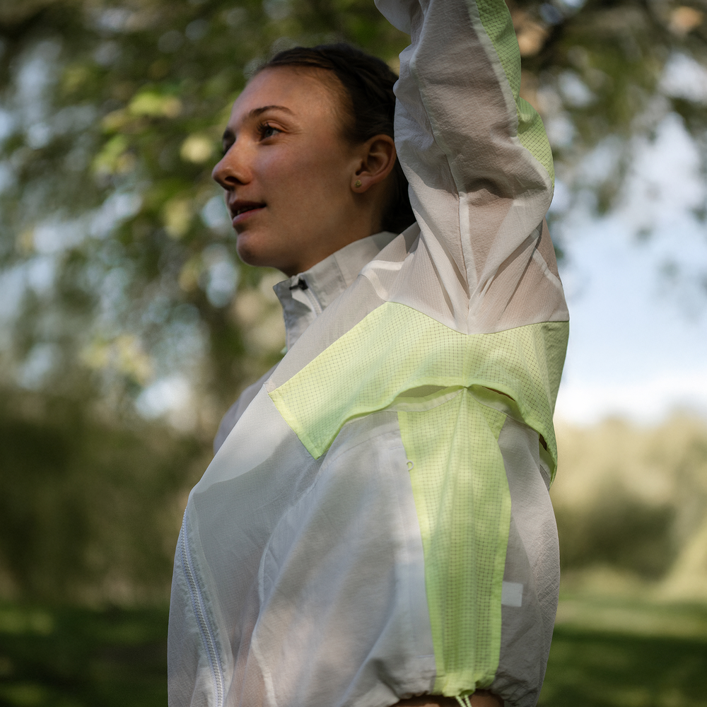 Sportdzseki New Balance WJ61J326AFG – fehér