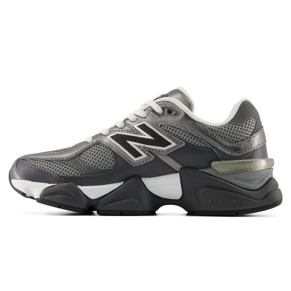 Gyermekcipő New Balance G90603BN – szürke