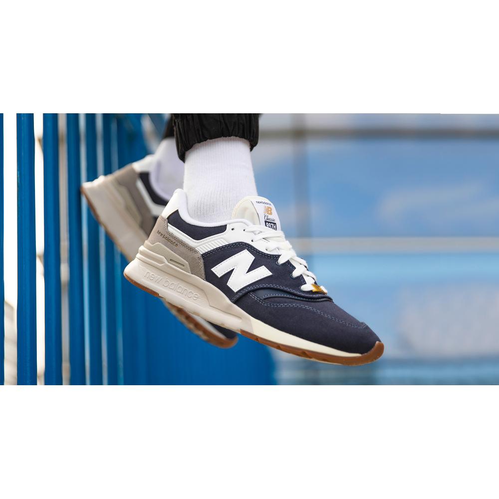 New Balance CM997HHE