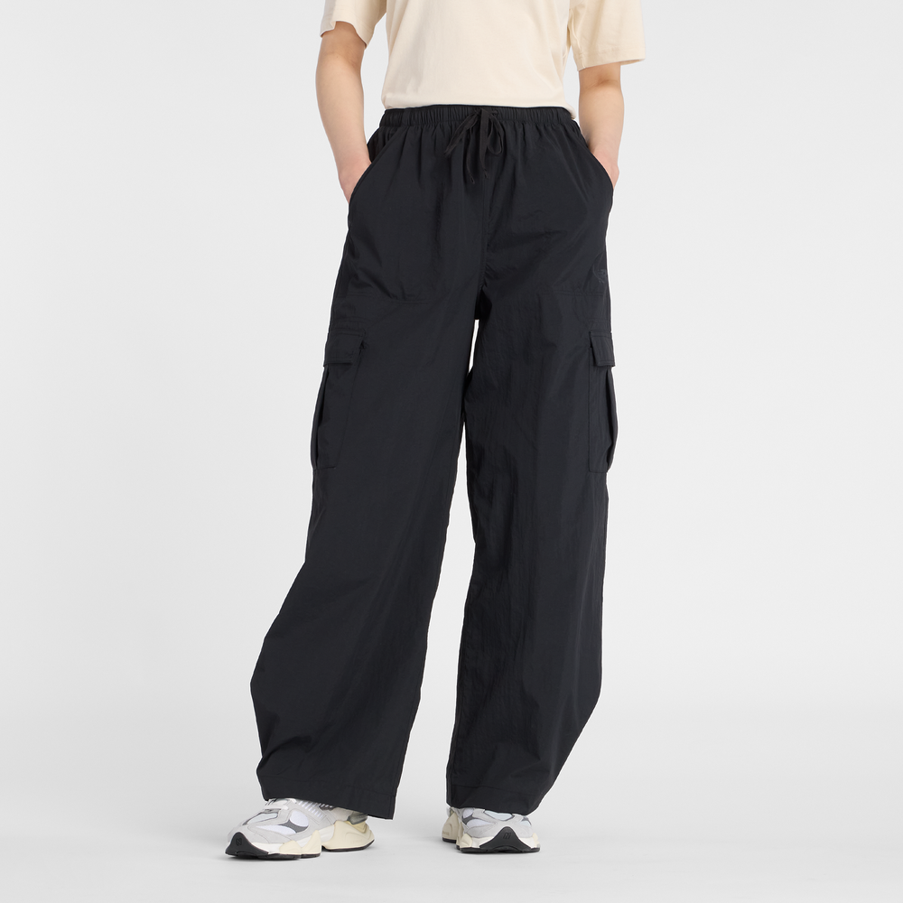 Női nadrág New Balance WP53504BK – fekete