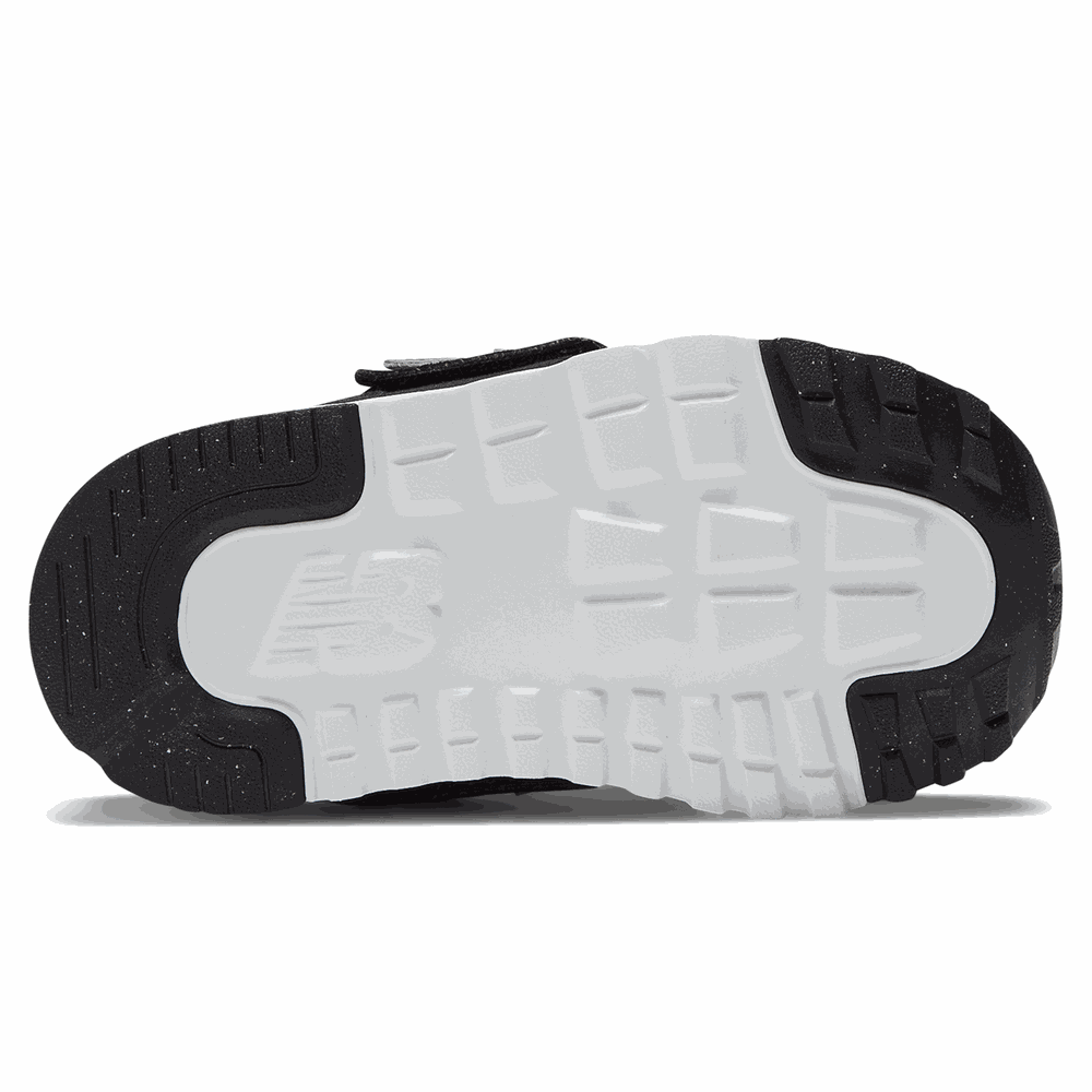 Gyermekcipő New Balance NW574BK – fekete