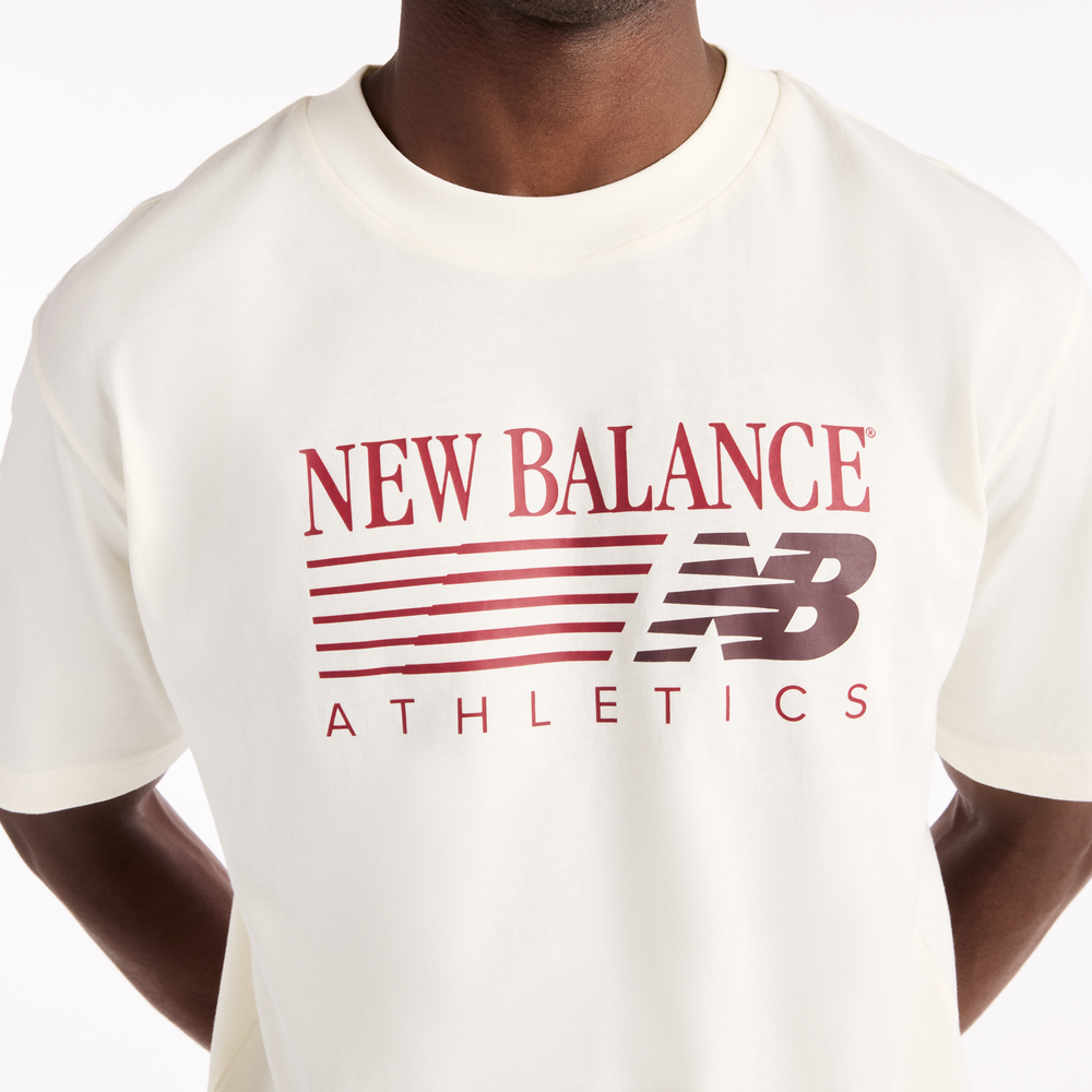 Férfi póló New Balance Reimagined Graphic – bézs