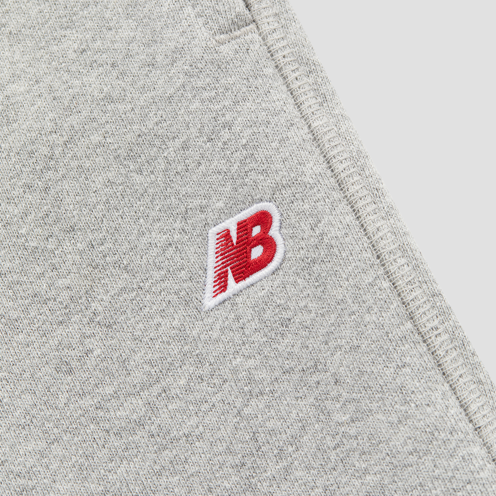 Férfi nadrág New Balance MADE in USA MP43547AG – szürke