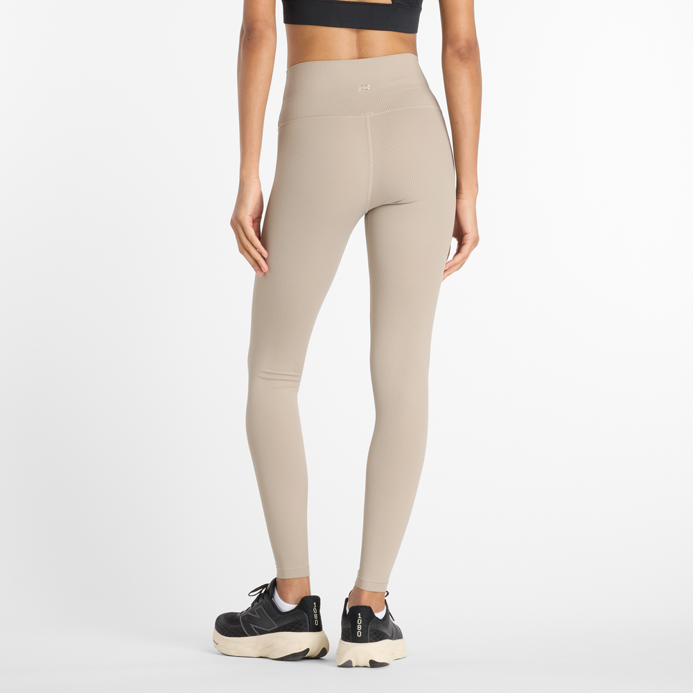 Női leggings New Balance WP53152ADS – bézs