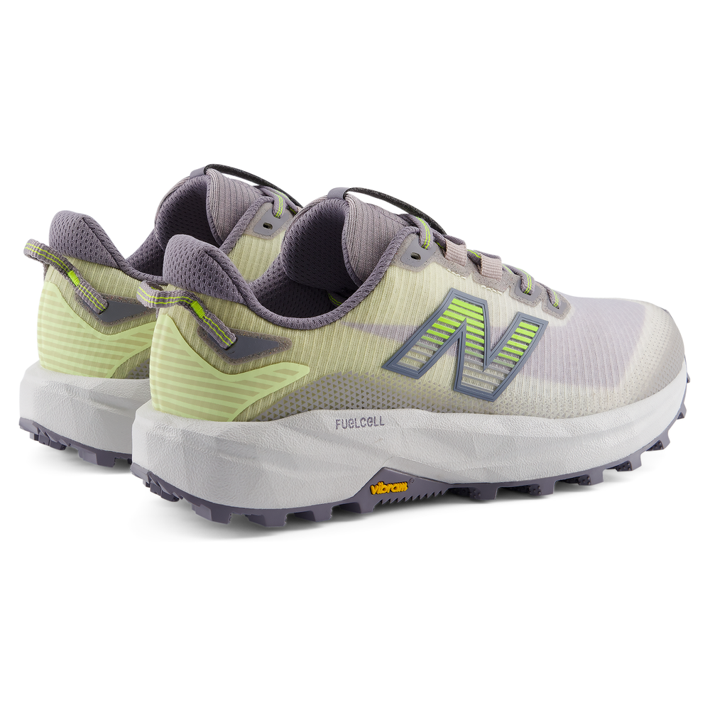Női futócipő New Balance FuelCell Rebel Rebel Trail WRBT675 – szürke