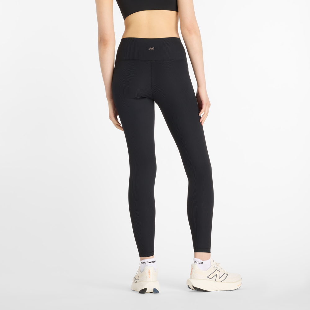 Női leggings New Balance WP53152BK – fekete