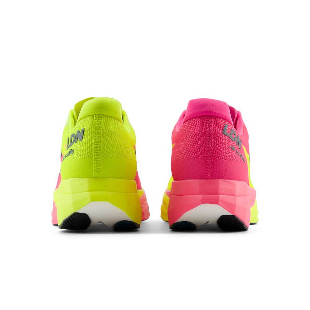 Női futócipő New Balance FuelCell SC Elite V5 TCS London Marathon WRCEL4YX  – rózsaszín