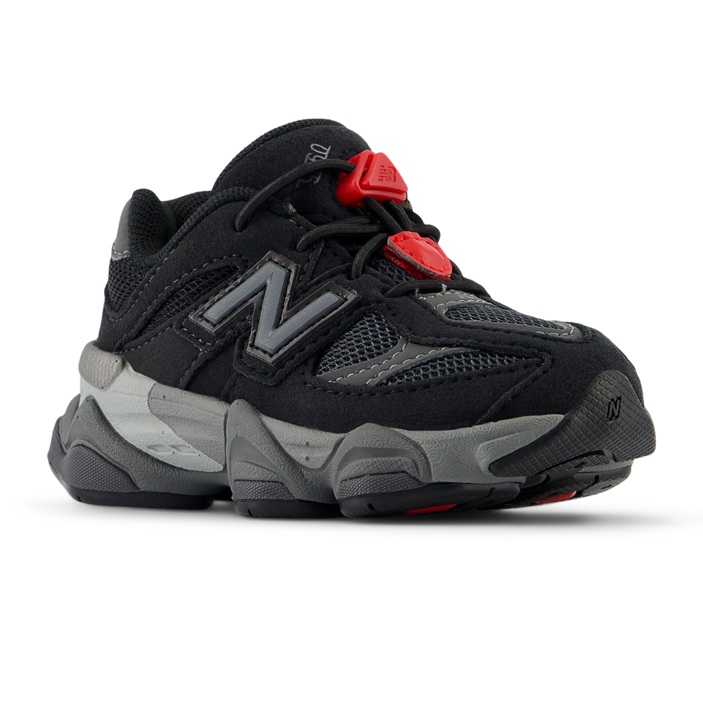Gyerek cipő New Balance IV9060BK – fekete