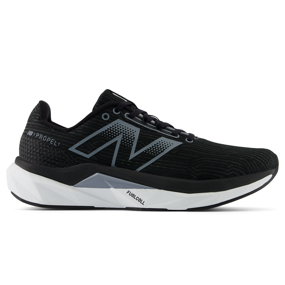 Férfi futócipő New Balance FuelCell Propel v5 MFCPRLB5 – fekete