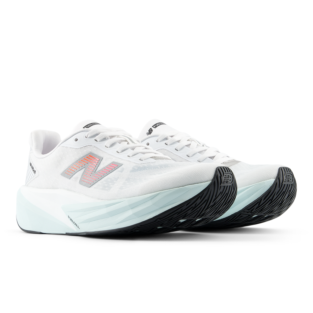 Női futócipő New Balance FuelCell Rebel v5 WFCX8U7 – fehér