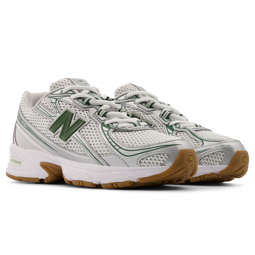 Gyermekcipő New Balance GR740SF – ezüst