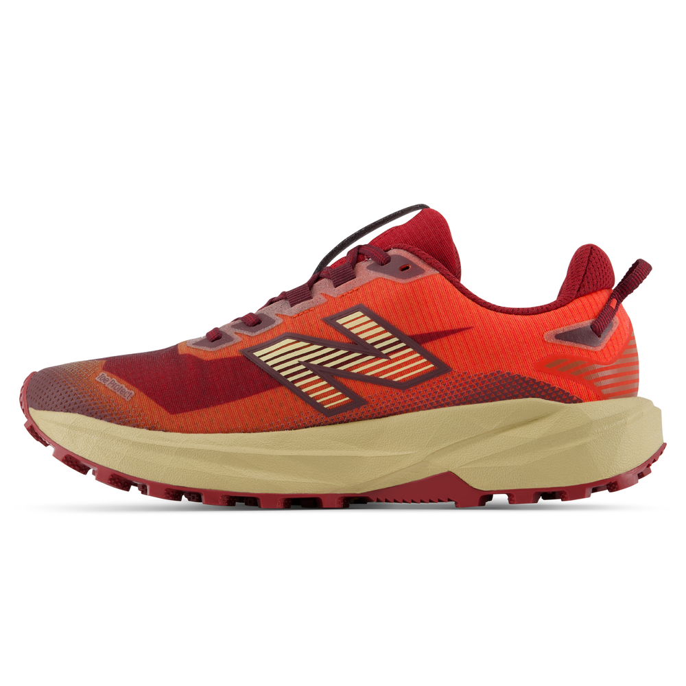 Férfi futócipő New Balance FuelCell Rebel Trail MRBT9X5 – bordó
