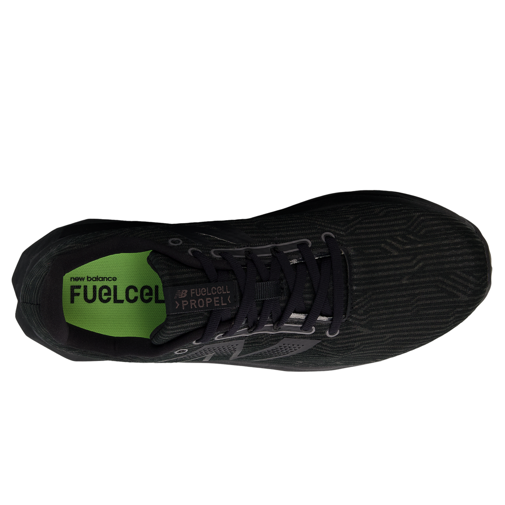 Férfi futócipő New Balance FuelCell Propel v5 MFCPRLK5 – fekete