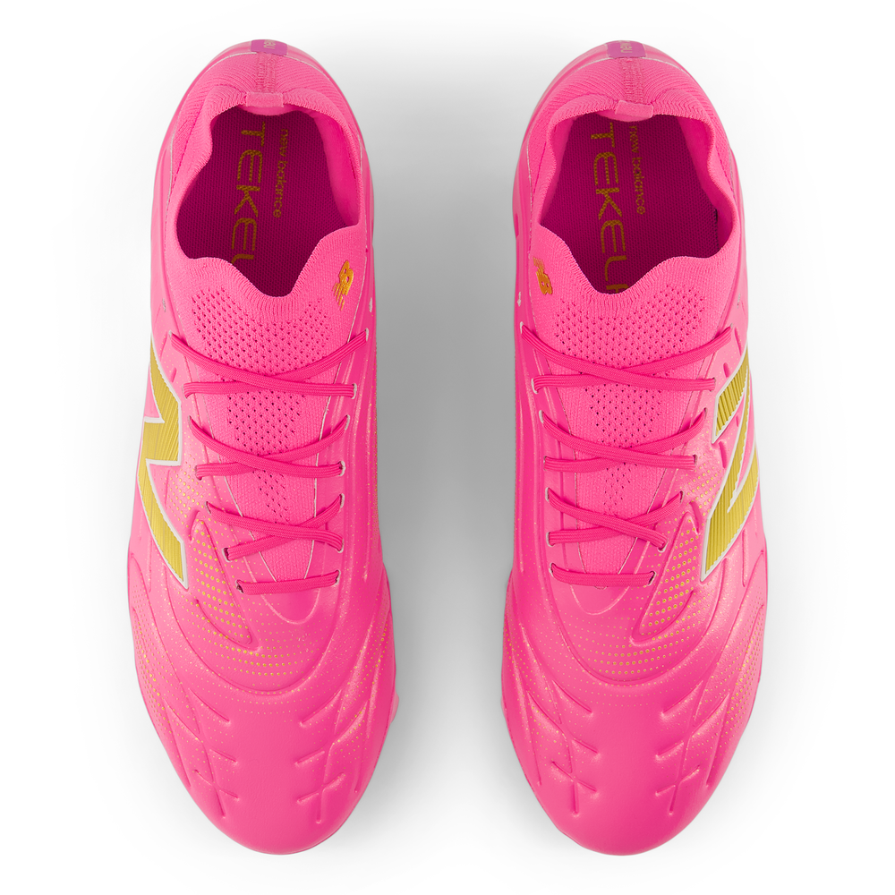 Férfi focicipő New Balance TEKELA PRO FG V5 UT2FL1W6 – rózsaszín
