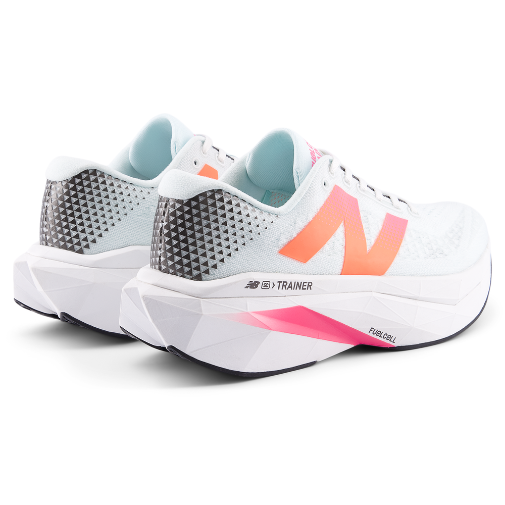 Férfi futócipő New Balance FuelCell SuperComp Trainer v3 MRCX17A – fehér