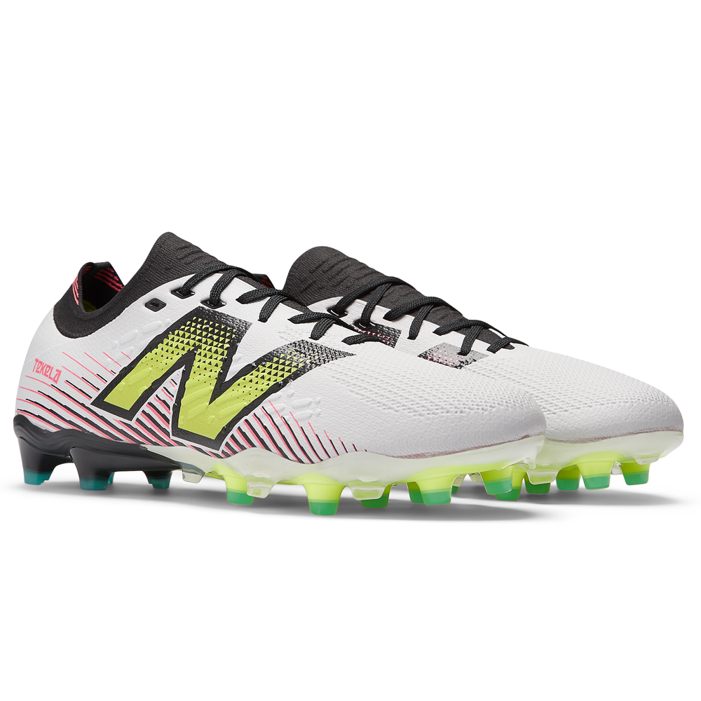 Focicipő New Balance TEKELA PRO FG V4+ ST1FLH45 – fehér