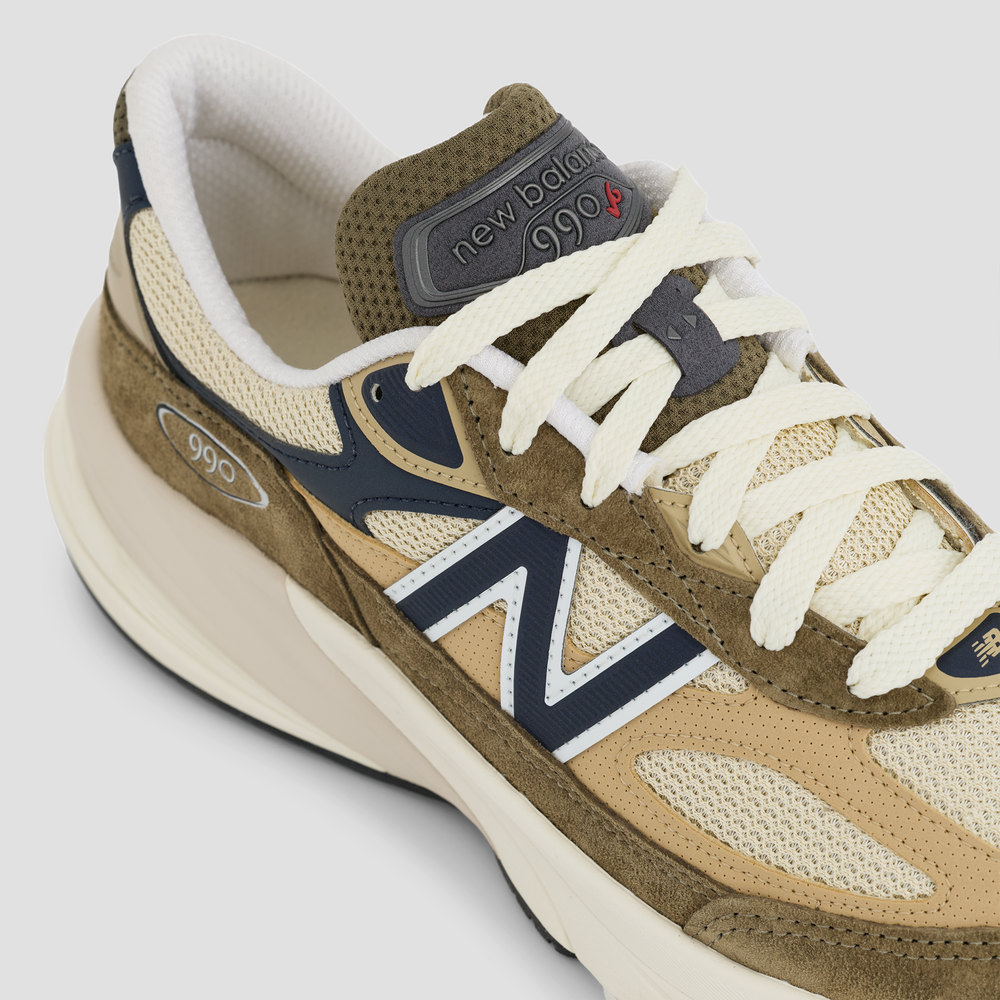 Unisex cipő New Balance U990WO6 – bézs