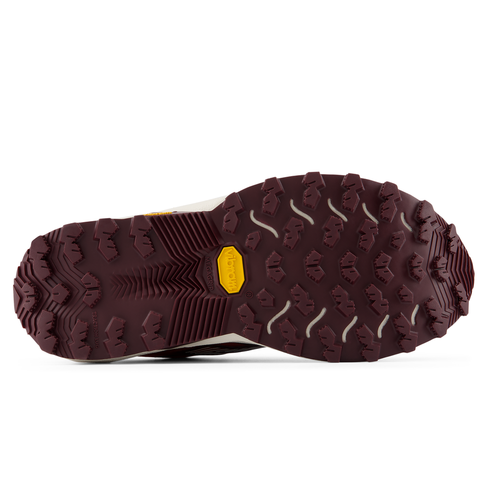 Női futócipő New Balance FuelCell Rebel Rebel Trail WRBT2MF – piros