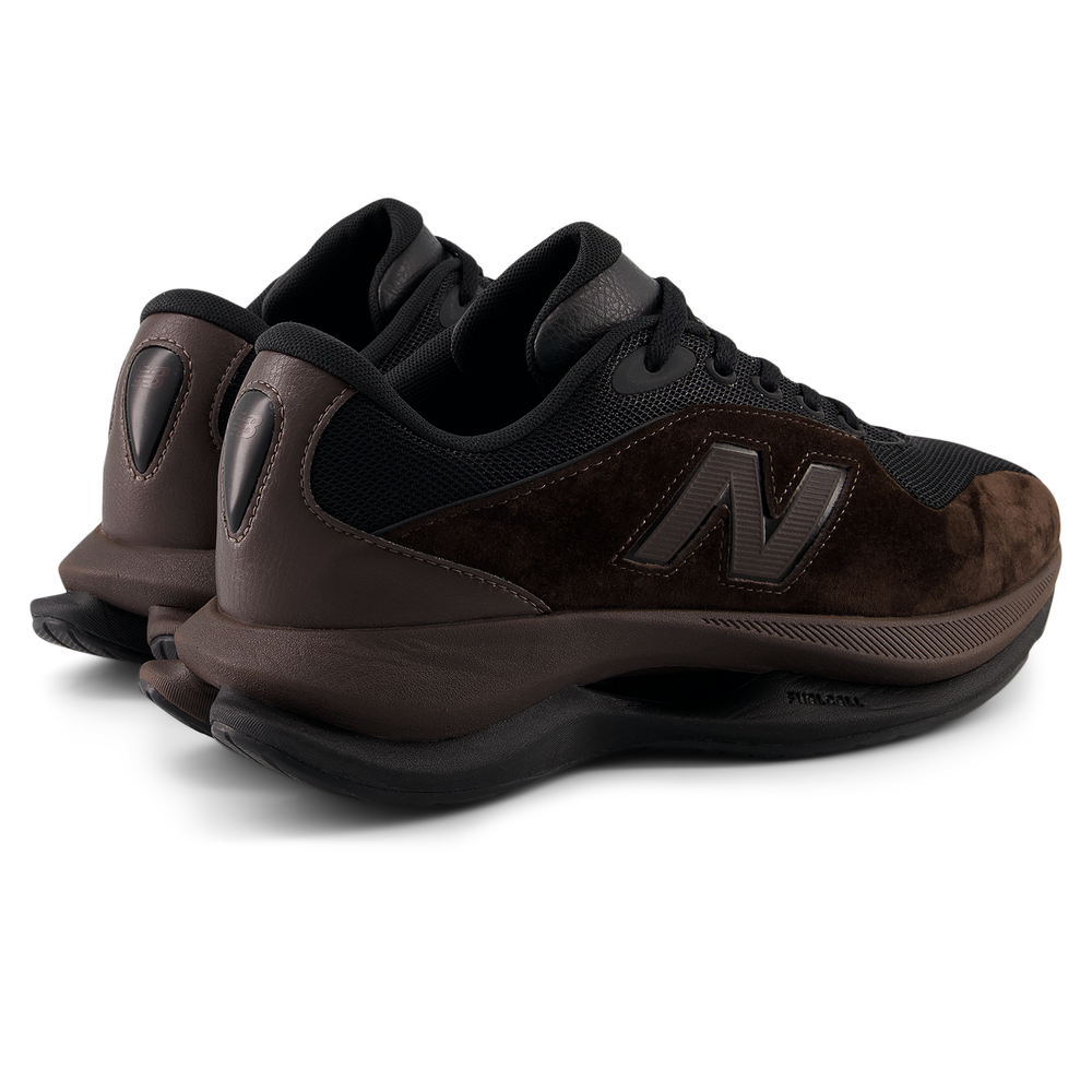 Unisex cipő New Balance UTFOA8GD – barna