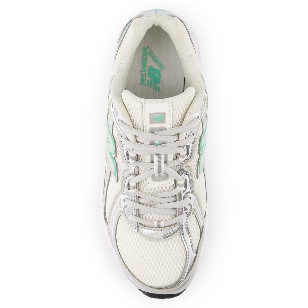 Gyermekcipő New Balance G7402H8 – fehér