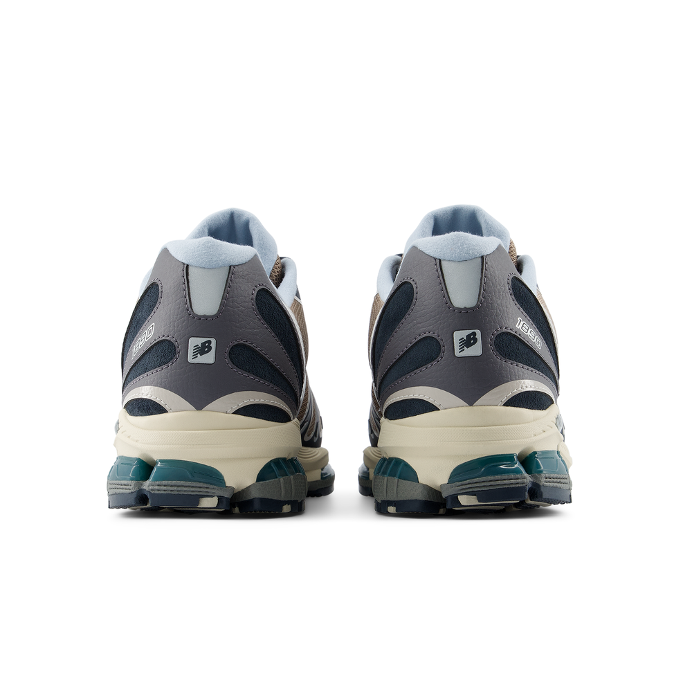 Unisex cipő New Balance U189052J – barna