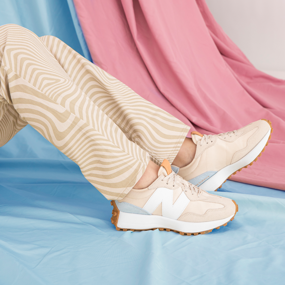 New Balance cipő WS327RB – bézs