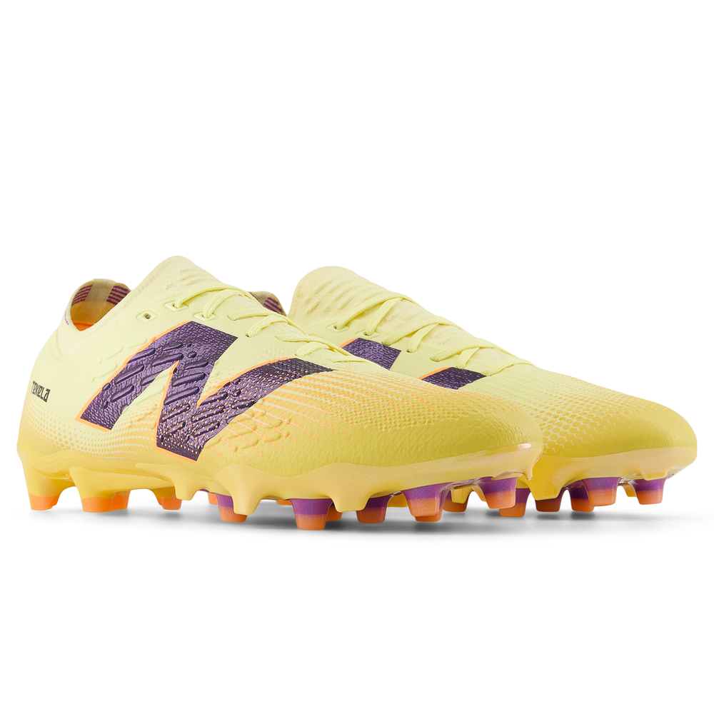 Férfi focicipő New Balance TEKELA PRO FG V4+ ST1FLJ45 – sárga