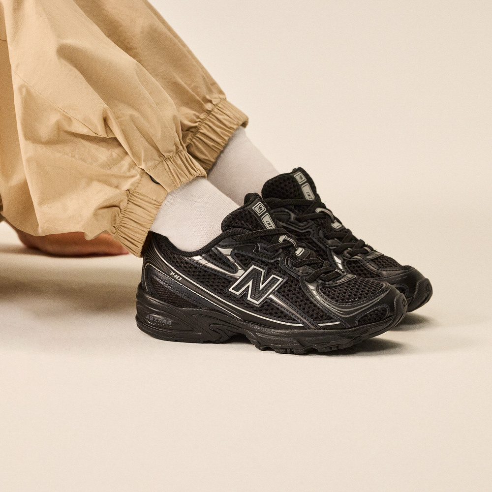 Gyermekcipő New Balance PZ740BM – fekete