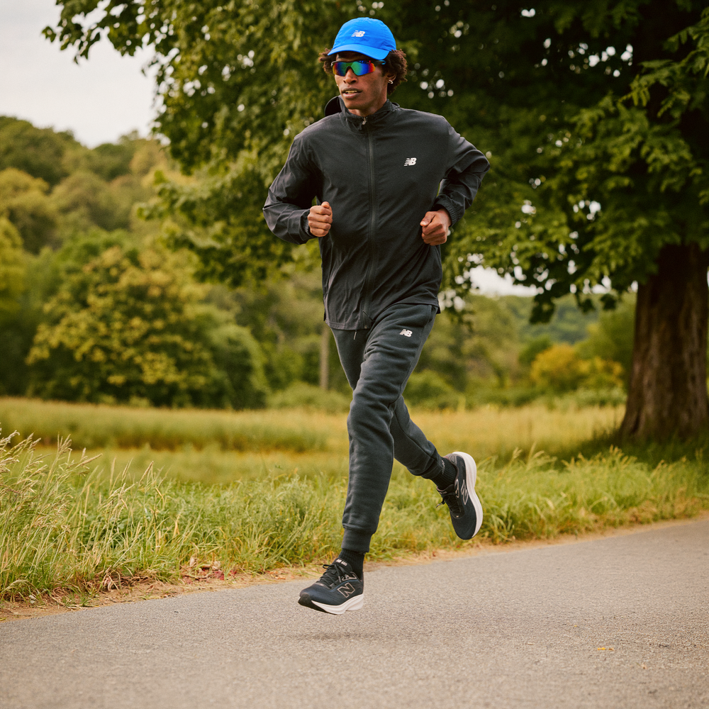 Férfi cipő New Balance Fresh Foam 680 v9 M680929 – szürke