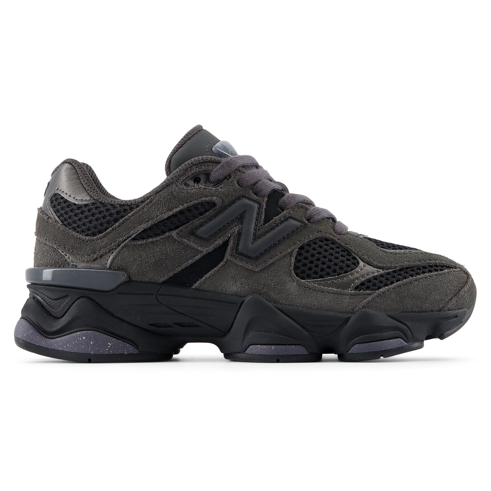 Gyermekcipő New Balance G90606YK – barna
