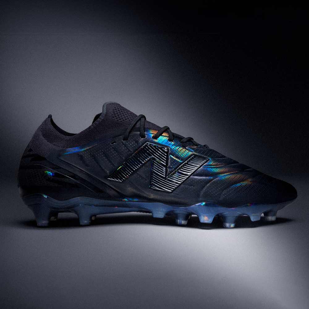 Férfi focicipő New Balance TEKELA ELITE FG V5 ST1FLTB5 – fekete