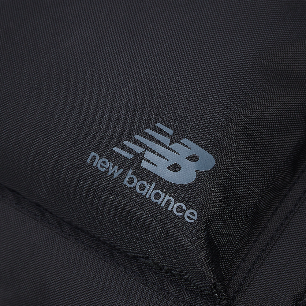 Hátizsák New Balance AC43531BK – fekete