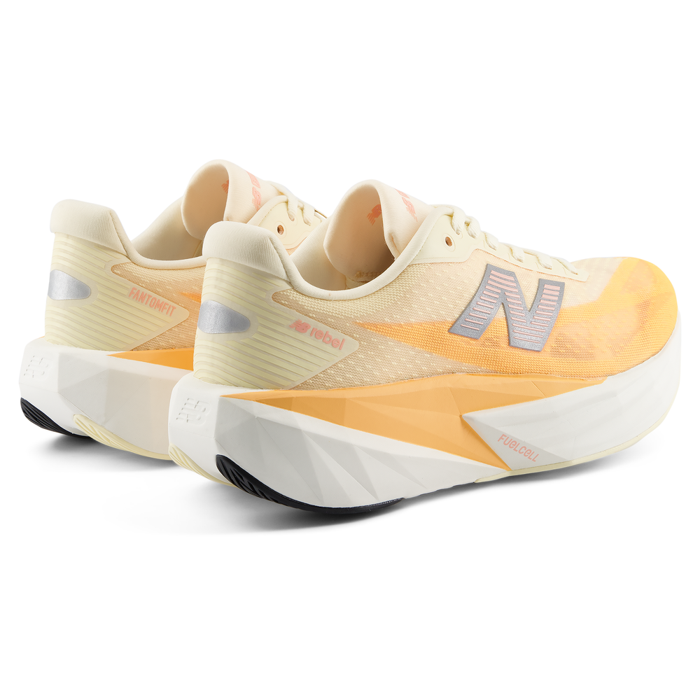 Női futócipő New Balance FuelCell Rebel v5 WFCX8KC – narancssárga