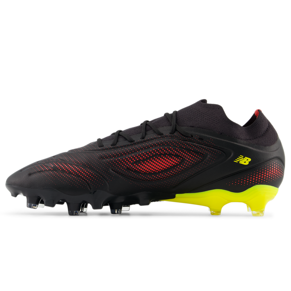 Férfi focicipő New Balance TEKELA TEAM FG V5 UT3FL43H – fekete