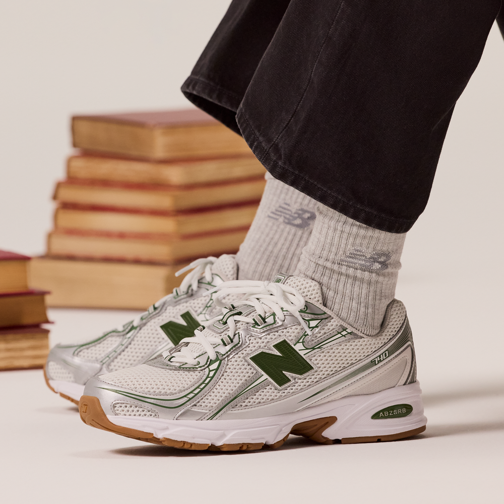 Unisex cipő New Balance U740SF2 – ezüst