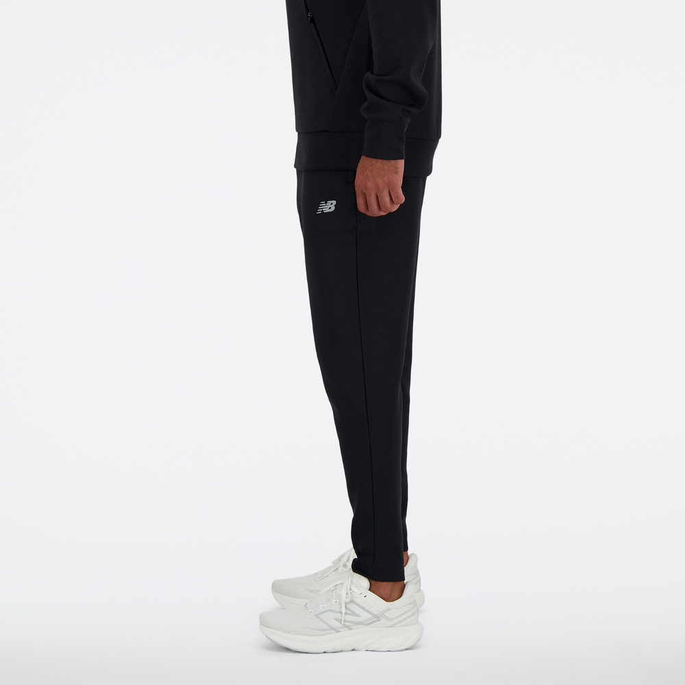 Férfi nadrág New Balance MP41143BK – fekete