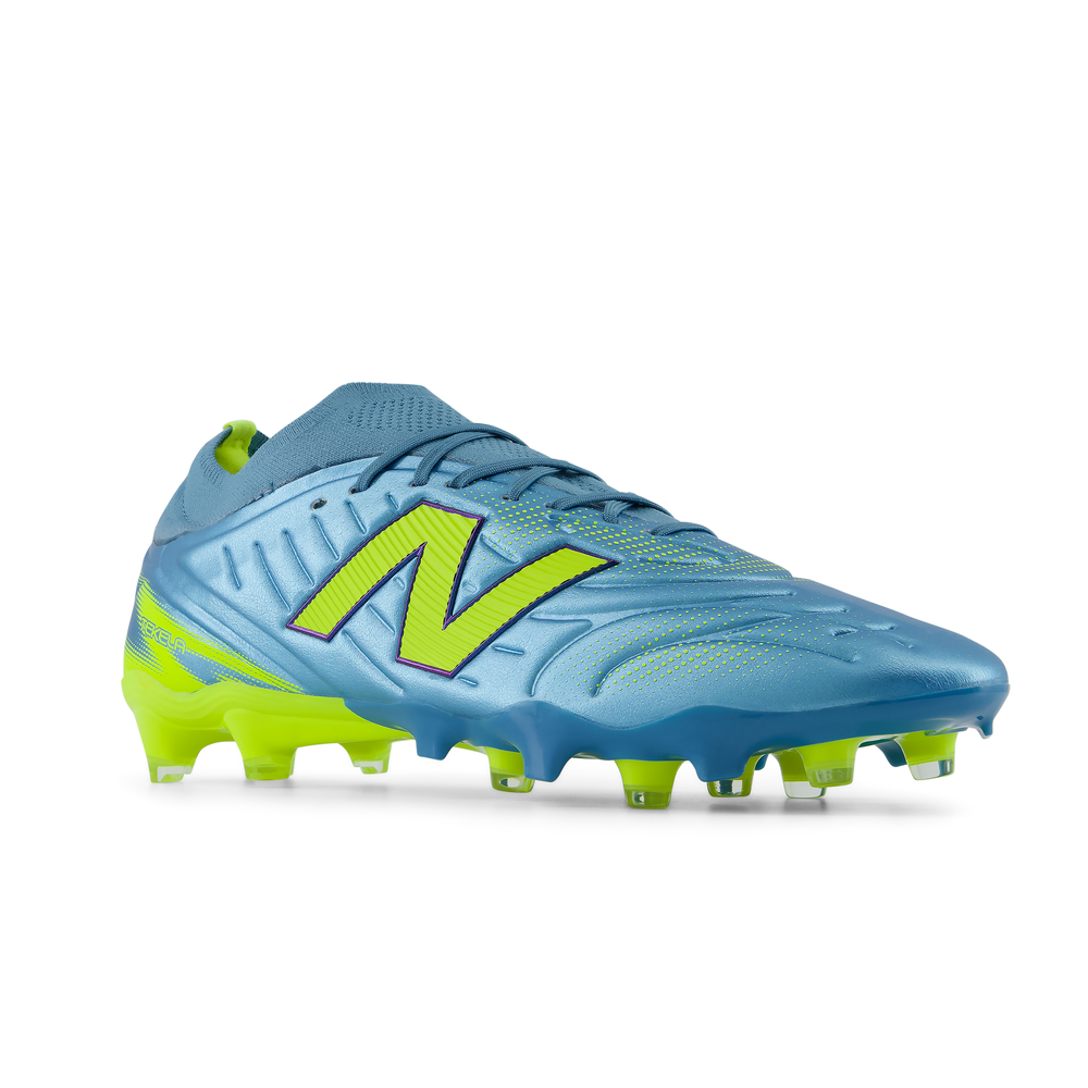 Férfi focicipő New Balance TEKELA PRO FG V5 UT2FL74J – kék