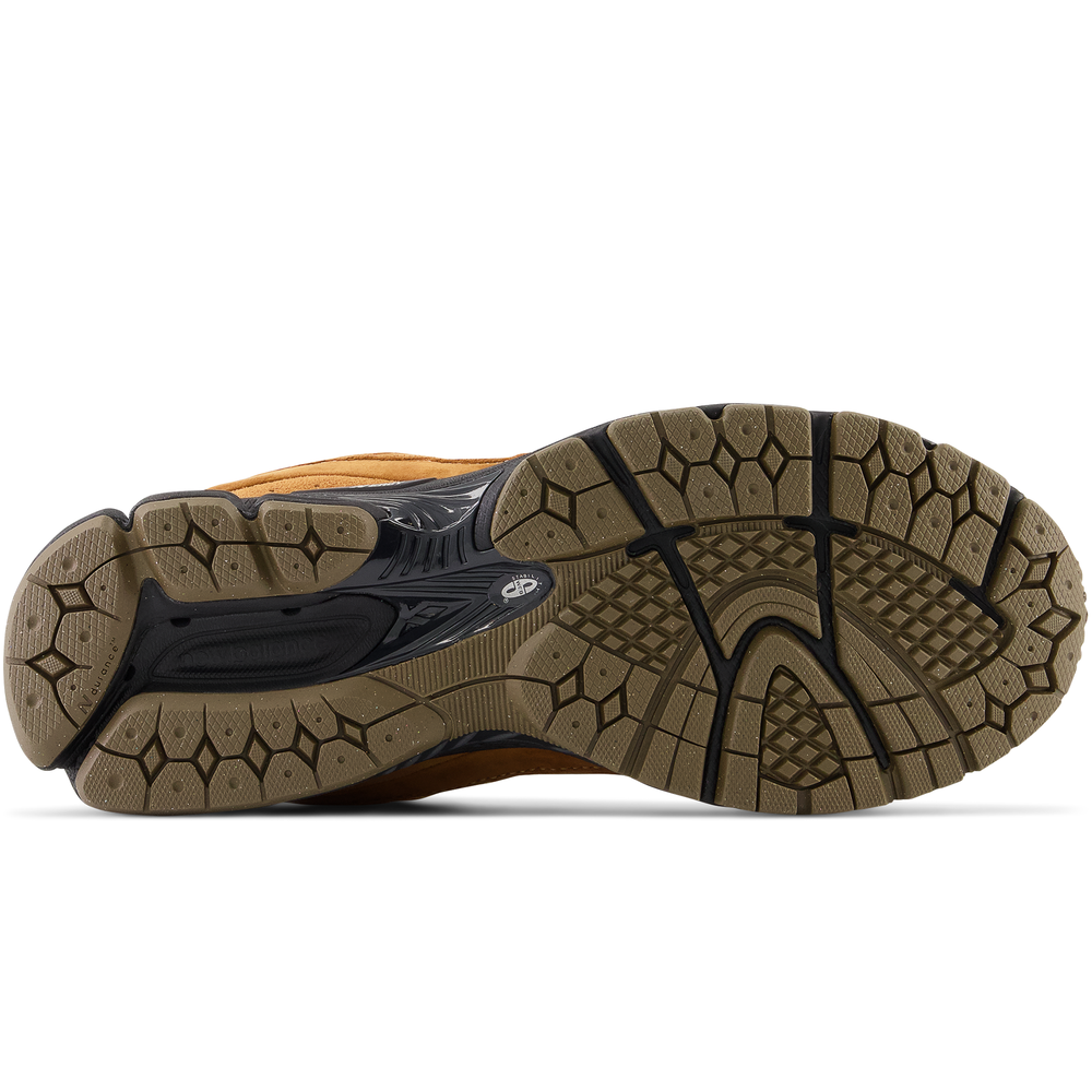 Férfi cipő New Balance M2002REI – barna