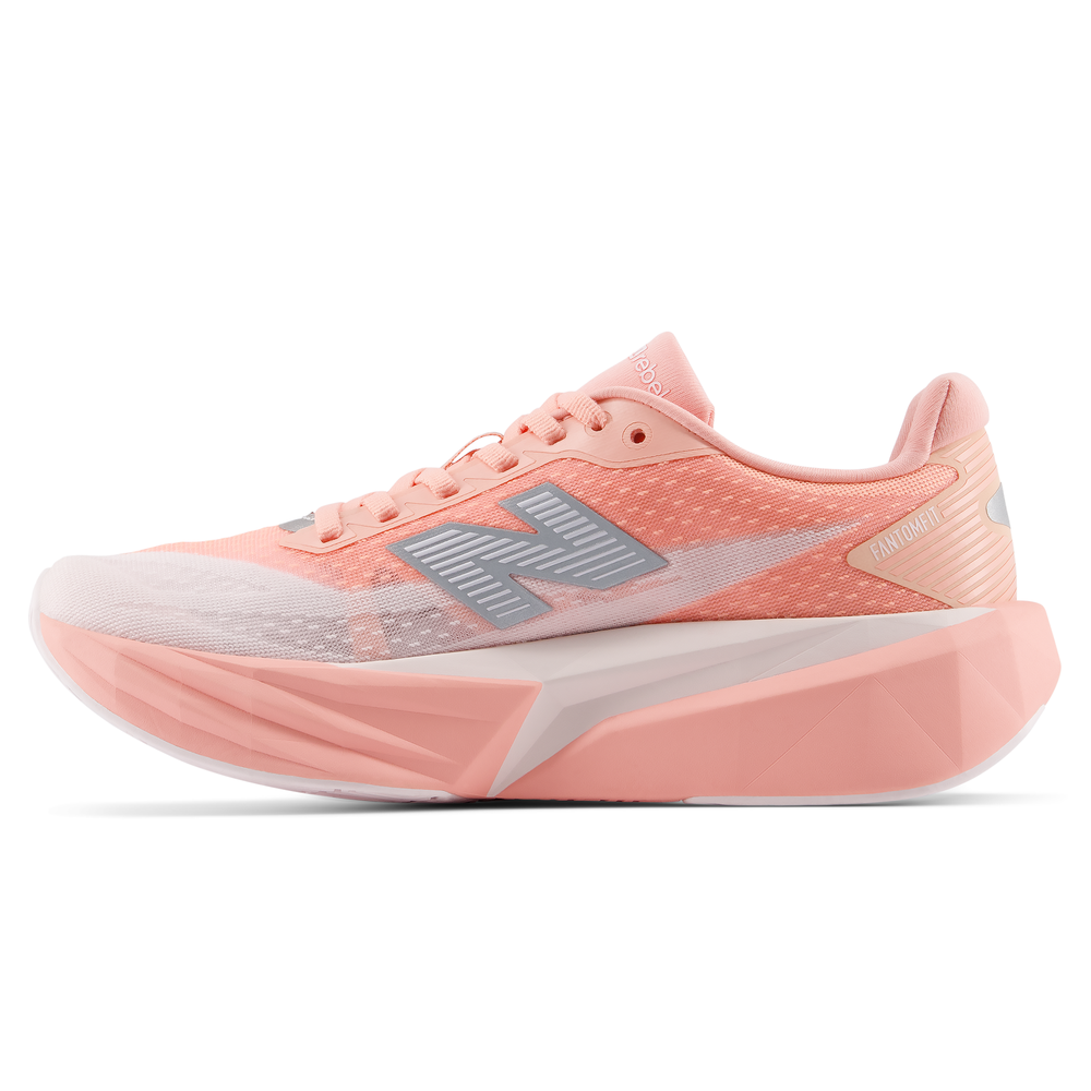 Női futócipő New Balance FuelCell Rebel v5 WFCX49I – rózsaszín
