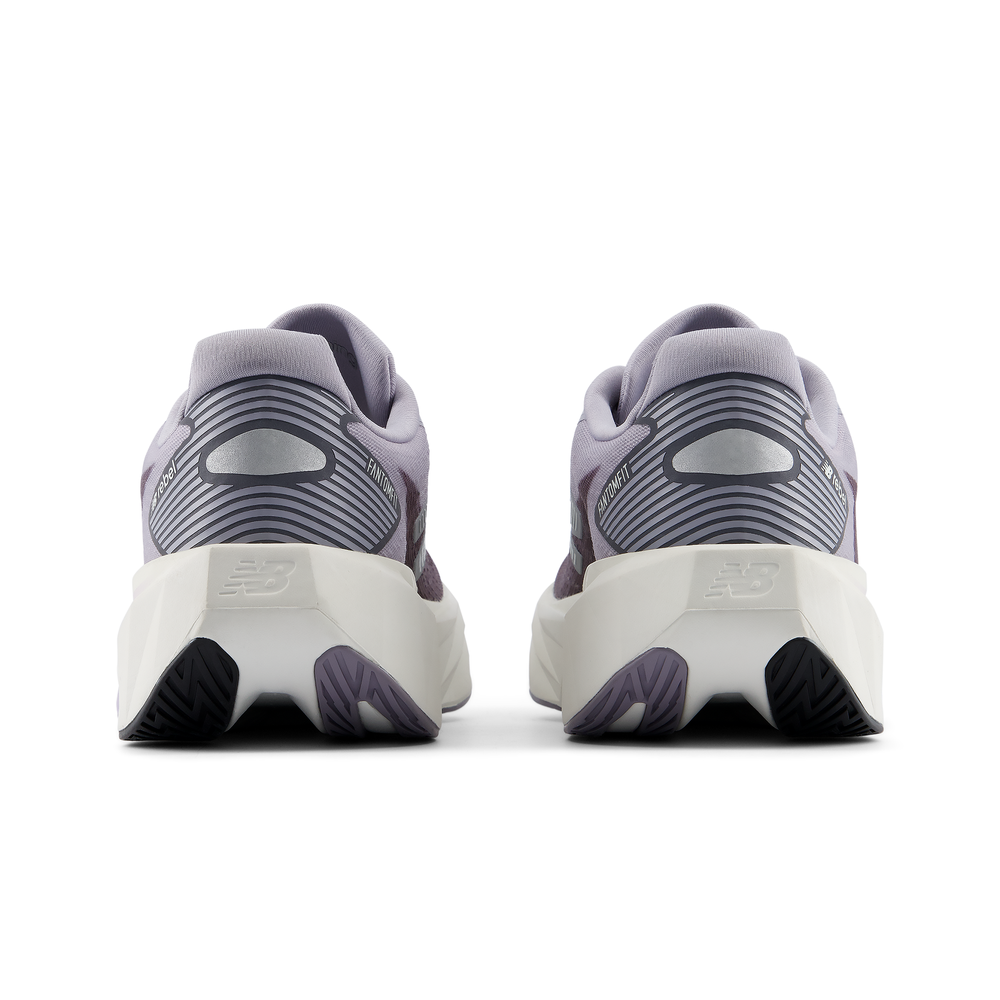 Női futócipő New Balance FuelCell Rebel v5 WFCX906 – lila