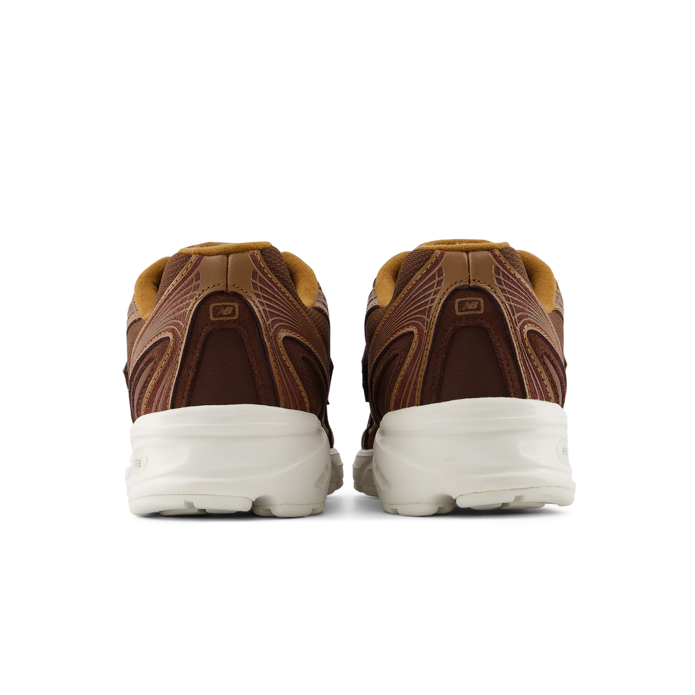 Unisex cipő New Balance U7407IK – barna