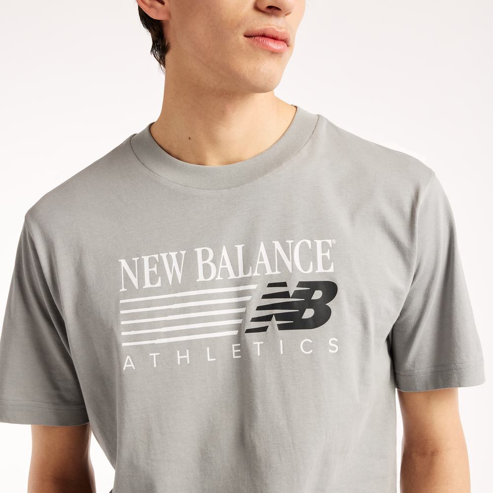 Férfi póló New Balance Reimagined Graphic – szürke