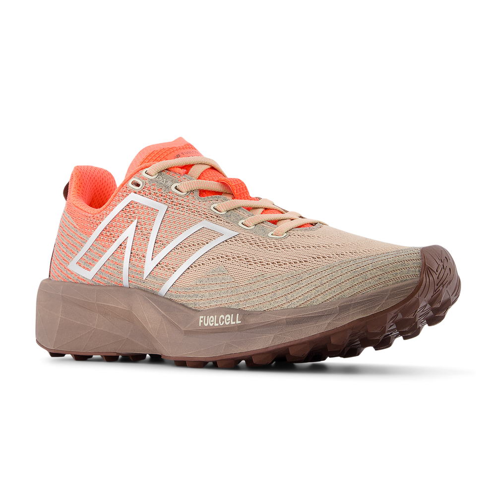 Női cipő New Balance FuelCell Venym WTVNYMV1 – bézs
