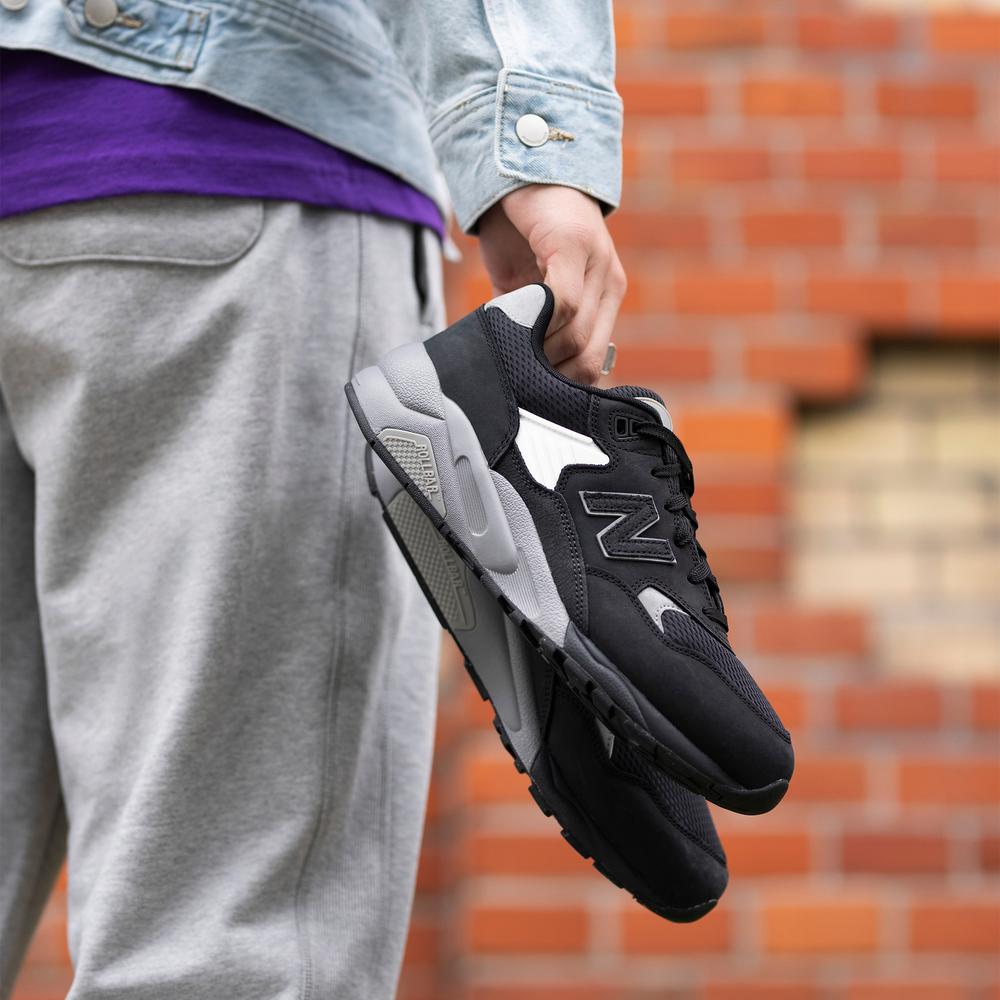 Férfi cipő New Balance MT580MDB – fekete