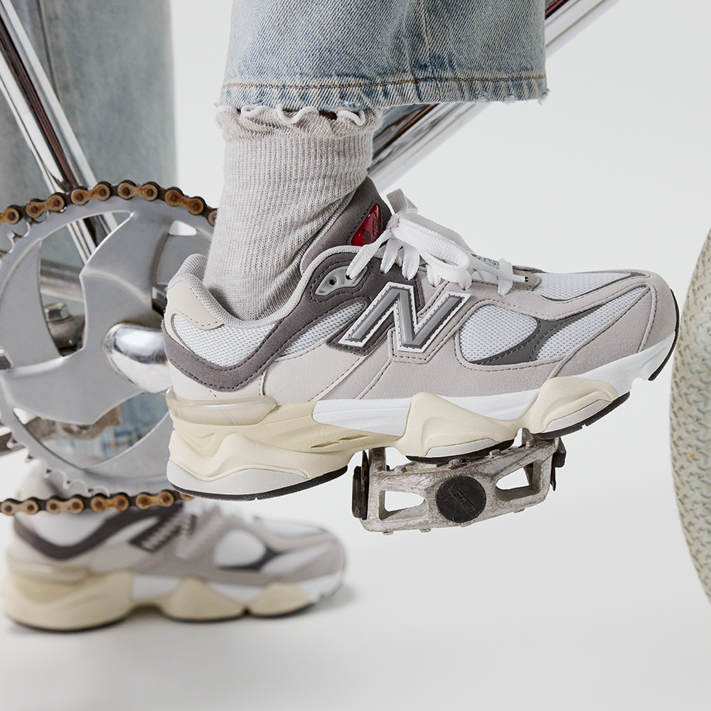 Gyermekcipő New Balance GC9060AB – szürke