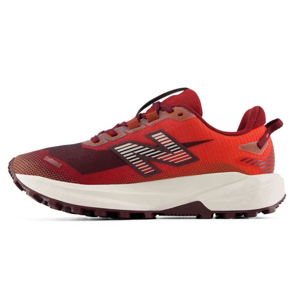 Női futócipő New Balance FuelCell Rebel Rebel Trail WRBT2MF – piros