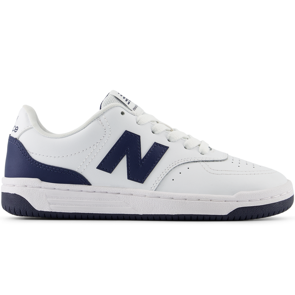 Gyermekcipő New Balance GSB80WB – fehér